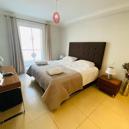 Two Bedroom In The Center Of A Few Steps From The Croisette And The Palais - 2078
