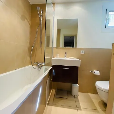 Appartamento Two Bedroom In The Center Of A Few Steps From The Croisette And The Palais - 2078
