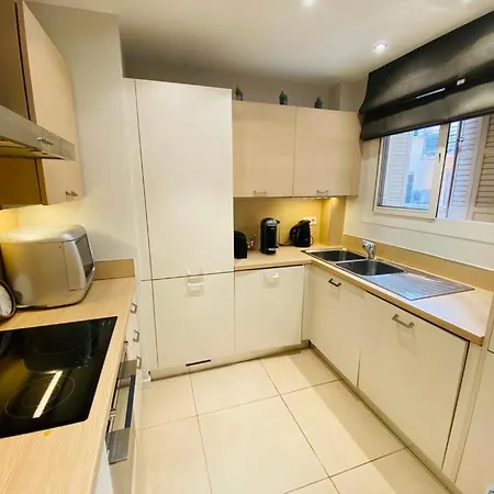 Appartamento Two Bedroom In The Center Of A Few Steps From The Croisette And The Palais - 2078